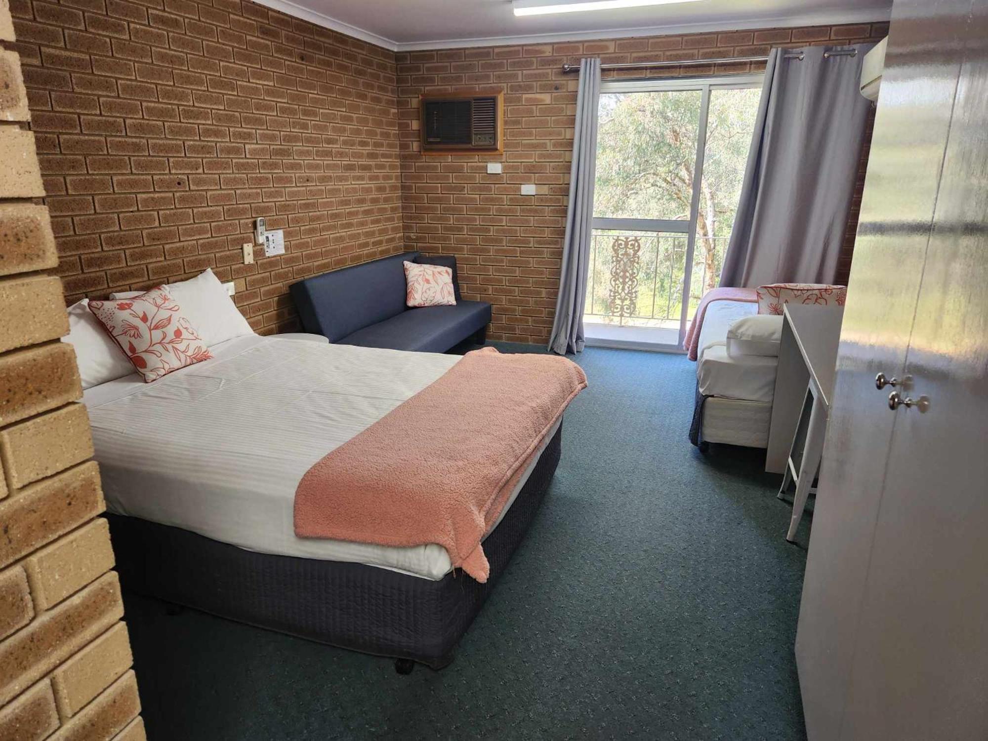 Corowa Golf Club Motel Екстериор снимка