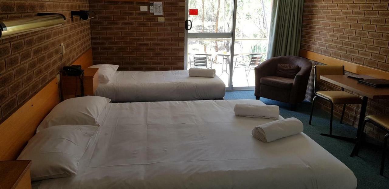 Corowa Golf Club Motel Екстериор снимка